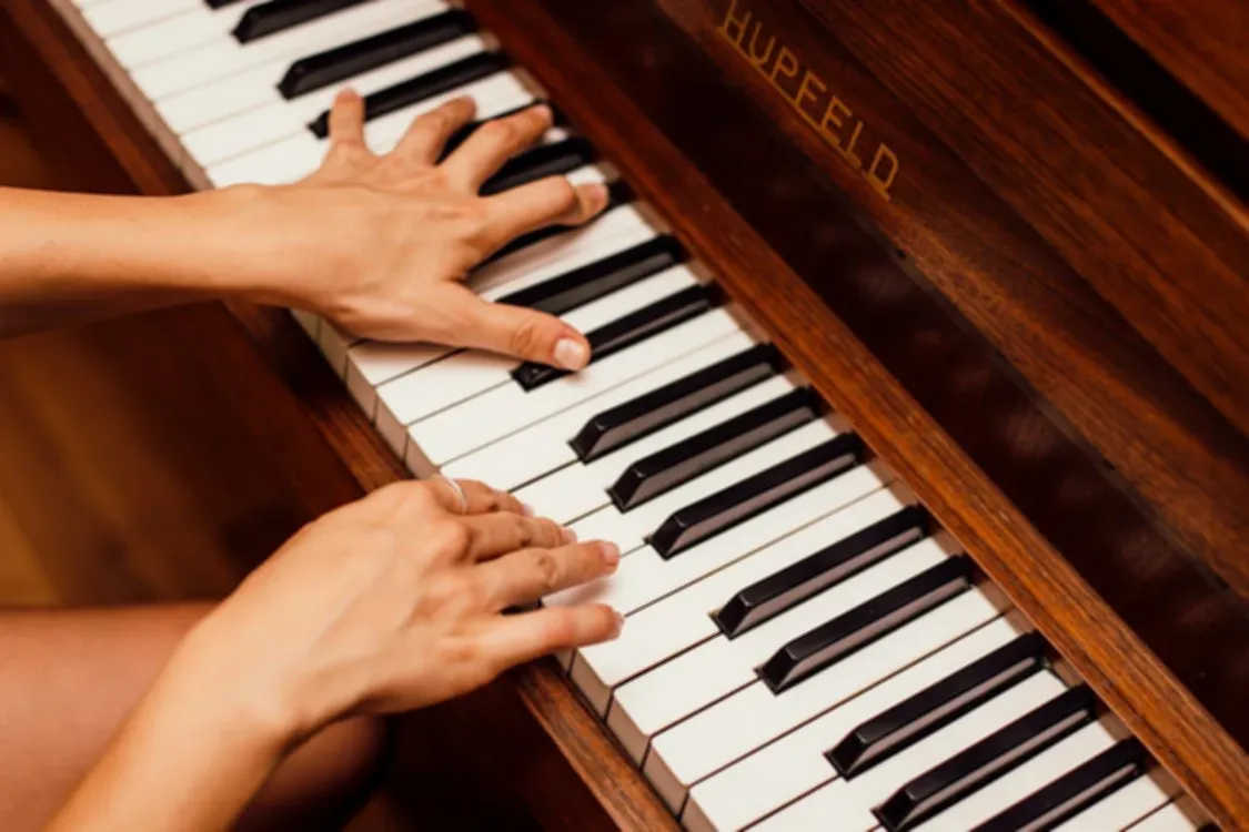 Apprendre le piano : méthodes, conseils et alternatives pour débuter